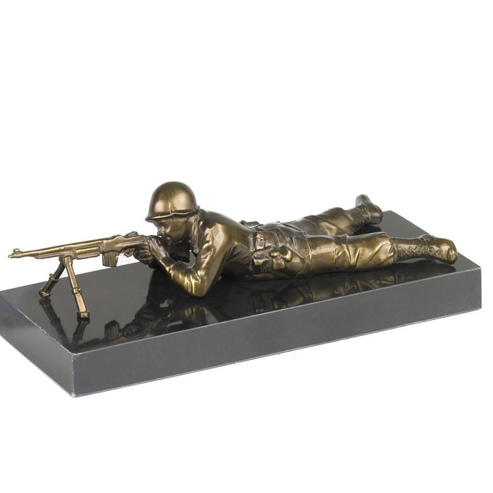 Figur eines Schützen oder Soldaten als Kriegsehrung oder als Auszeichnung im edlen Design inklusive Gravur
