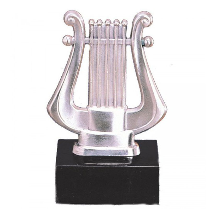 Hochwertige Design Trophäe in Form einer Harfe als Musikpokal oder Siegerpreis inklusive Ihrer persönlichen Wunschgravur