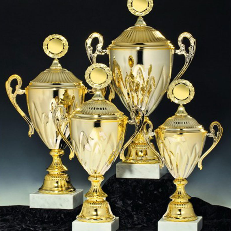 Pokal Mathilda zum Beispiel als Auszeichnung für einen Vereins Sieger mit Ihrer Wunschgravur