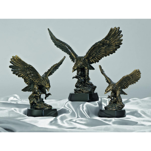 Majestätische Adlerfigur "EagleFly"