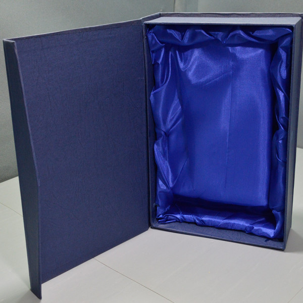 Green Glas Award Malerida