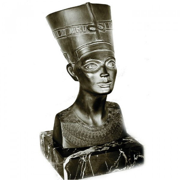 Büste der Pharaonin "Nofretete"
