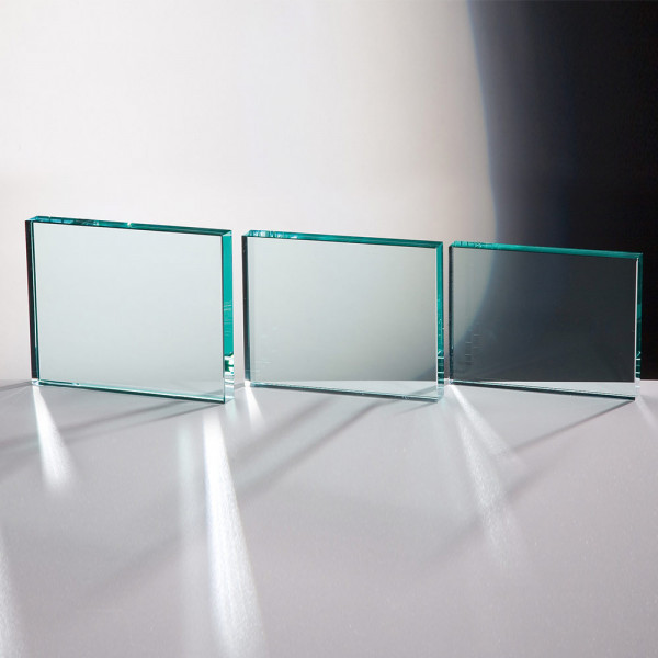 Neutrale Glastrophäe XXL "Rectisis"